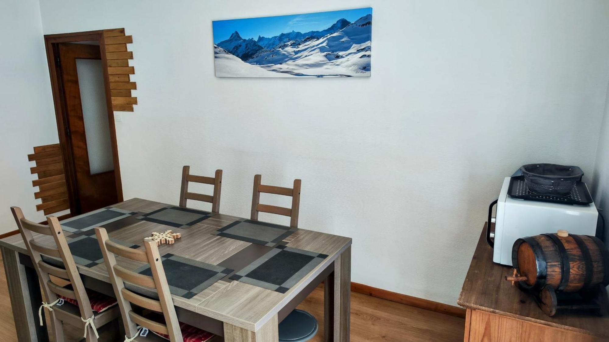 Le Cypres En Centre Ville Bourg-Saint-Maurice Exteriér fotografie